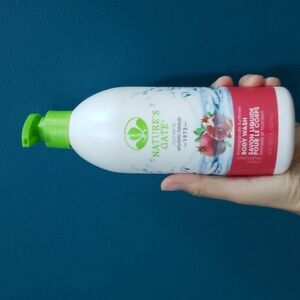 Discontinued and rare nature's gate pomegranate sunflower body wash vegan 532 mL